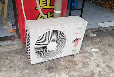 乌拉特前空调突然不制冷只吹自然风怎么办？